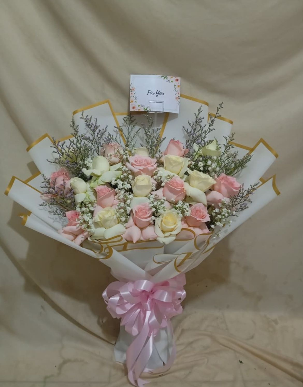 Buket bunga Hari Ibu di Karanganyar