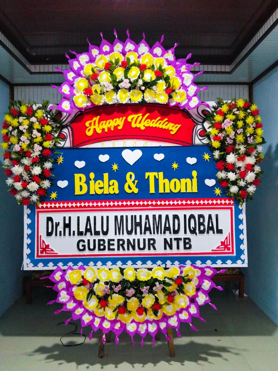 Bunga papan wedding Karanganyar
