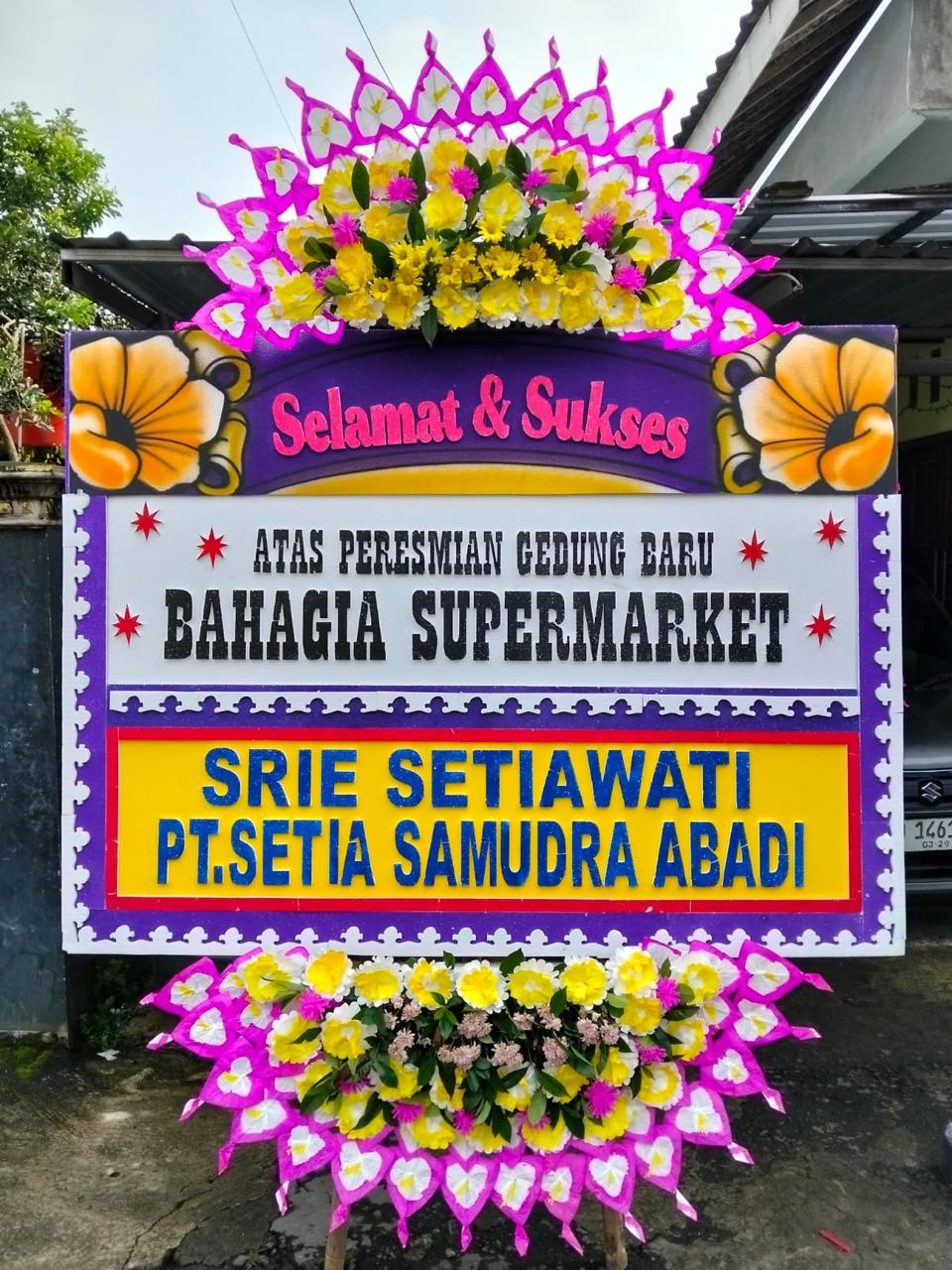 Standing flower dekorasi wedding Karanganyar Solo